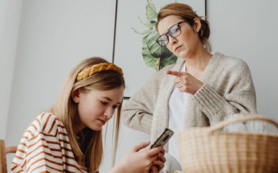 Los cambios y desafíos del mundo emocional de la adolescencia.